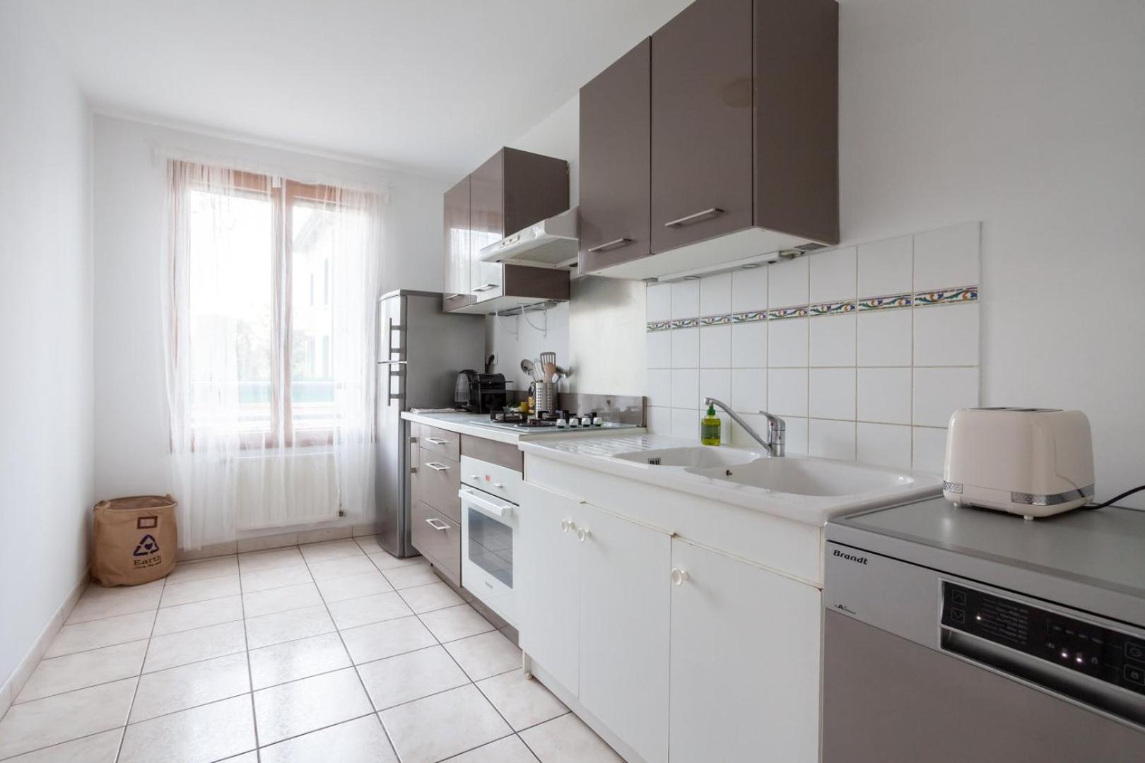 Spacious 1Br | Near City Center & Baby-Friendly! Lägenhet Lyon Exteriör bild