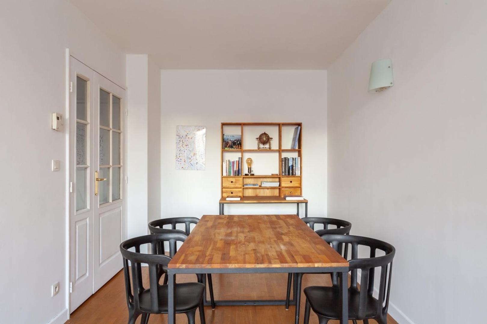 Spacious 1Br | Near City Center & Baby-Friendly! Lägenhet Lyon Exteriör bild