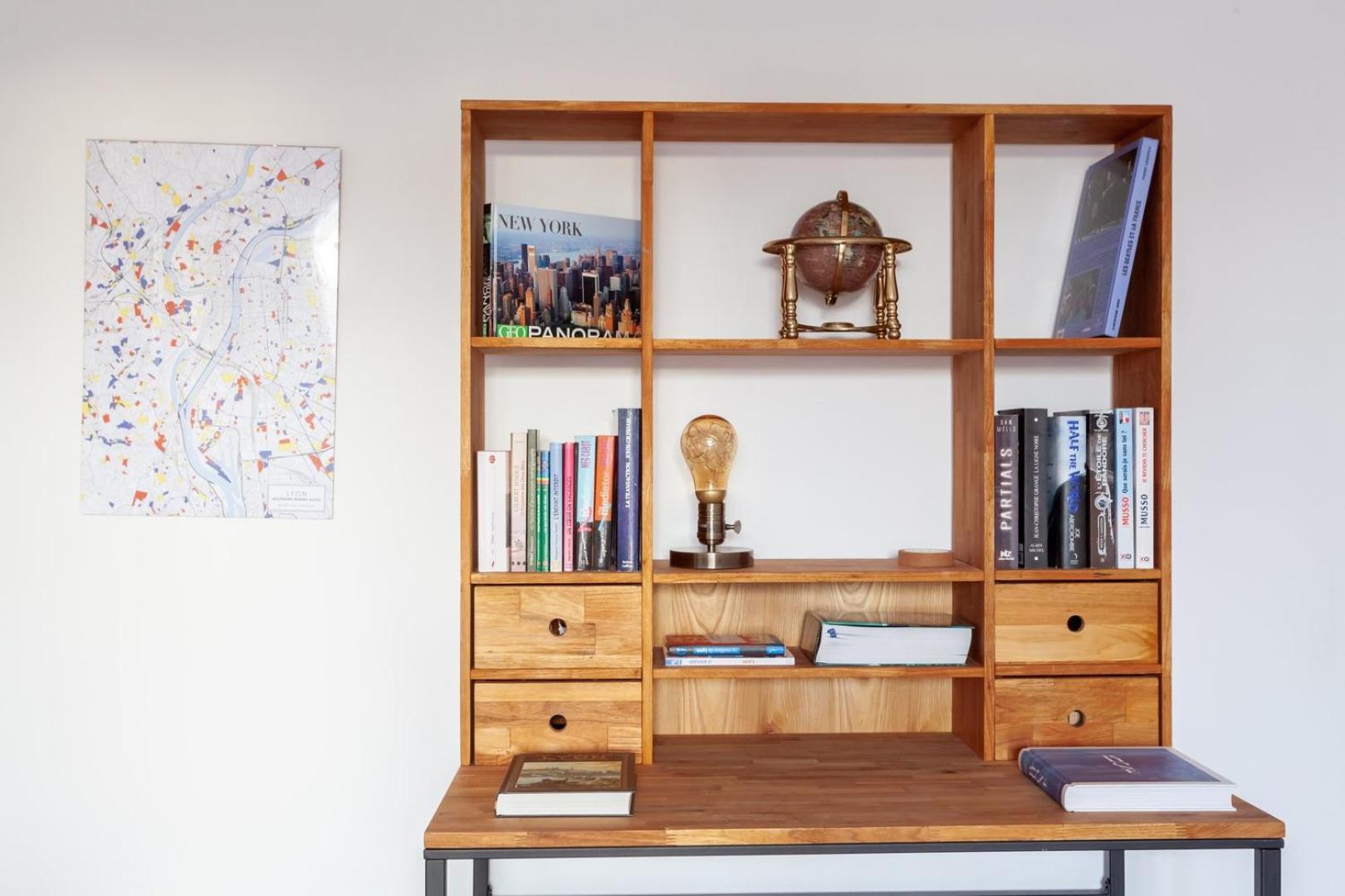 Spacious 1Br | Near City Center & Baby-Friendly! Lägenhet Lyon Exteriör bild